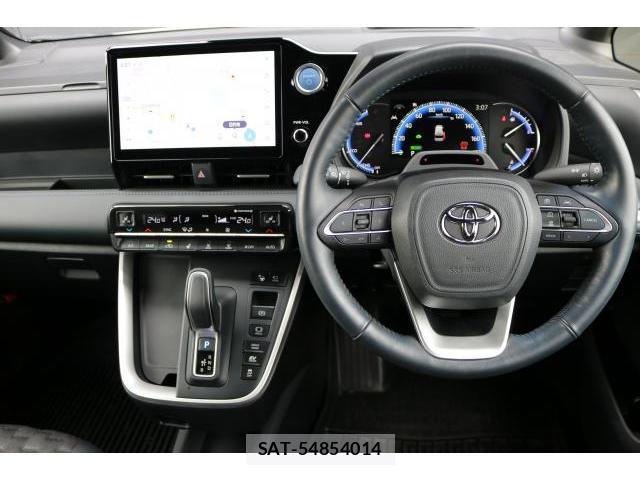 Toyota VOXY 2022-09 8872781-2