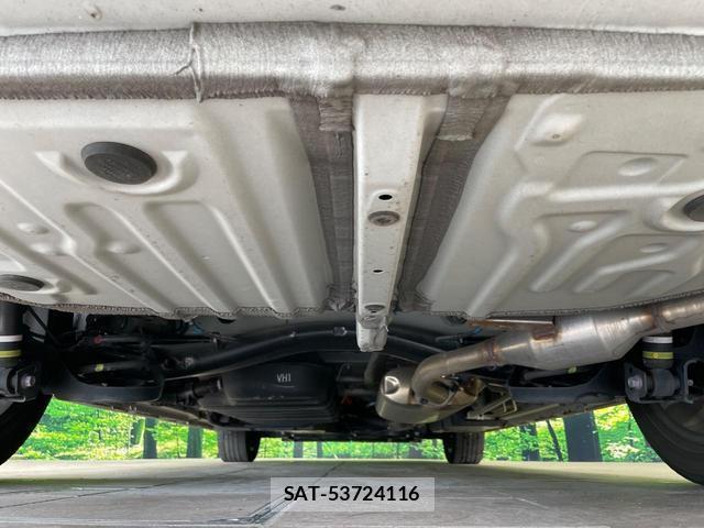 Toyota VOXY 2024-04 8872839-19