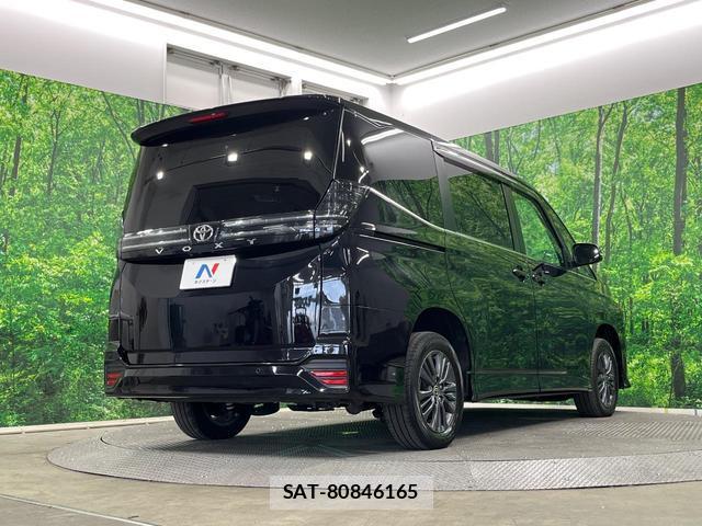 Toyota VOXY 2023-08 8873034-16