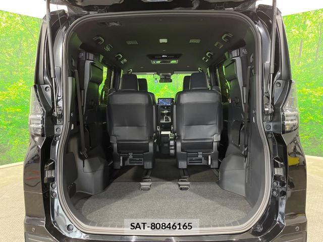 Toyota VOXY 2023-08 8873034-9