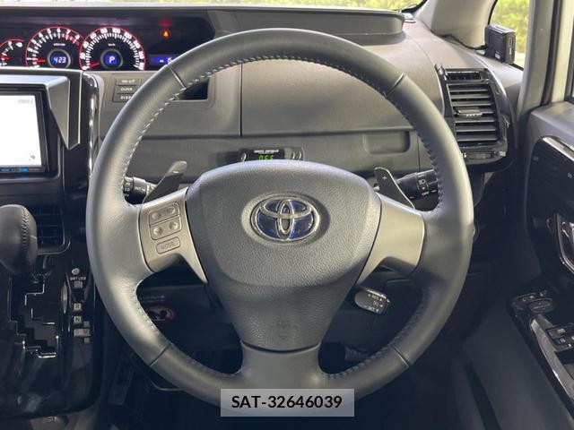 Toyota VOXY 2009-09 8873069-12
