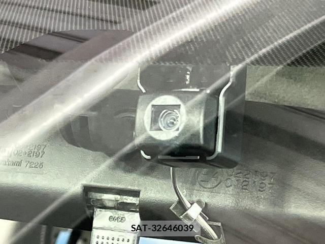 Toyota VOXY 2009-09 8873069-5
