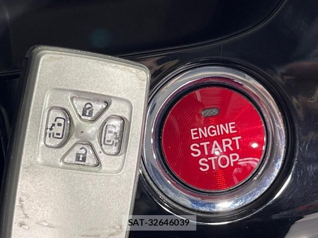 Toyota VOXY 2009-09 8873069-6