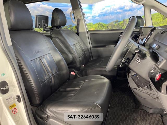 Toyota VOXY 2009-09 8873069-8