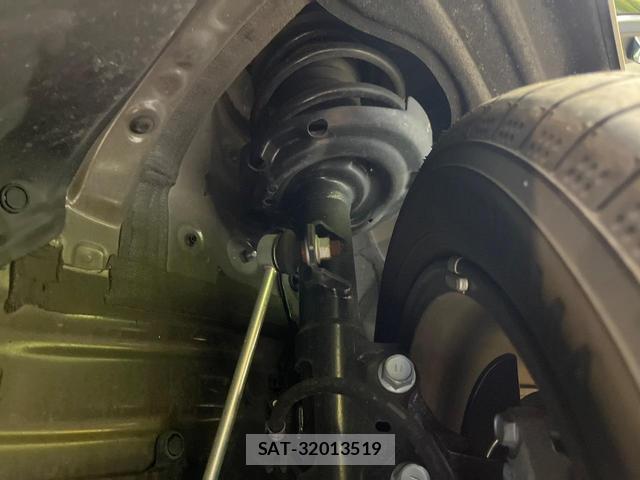 Toyota VOXY 2024-01 8873355-19