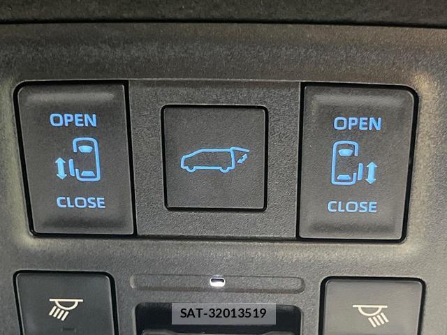 Toyota VOXY 2024-01 8873355-6