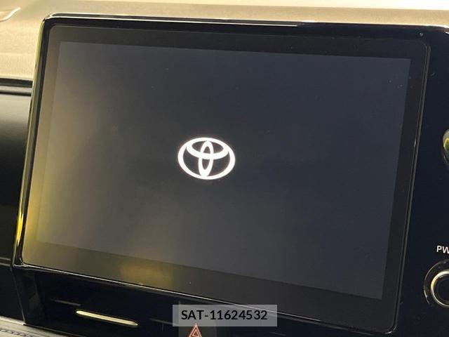 Toyota VOXY 2024-06 8873356-2