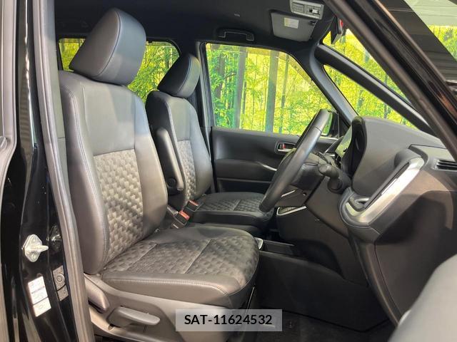 Toyota VOXY 2024-06 8873356-7