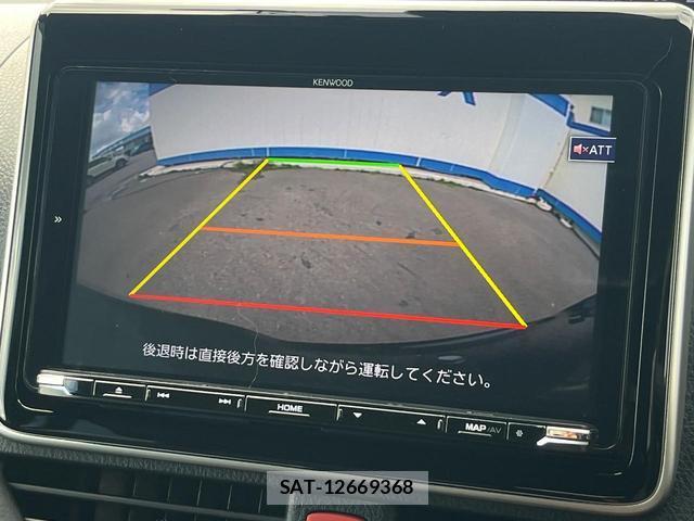 Toyota VOXY 2019-06 8873378-5