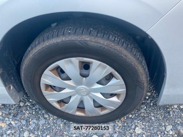 Toyota VOXY 2019-02 8873404-5