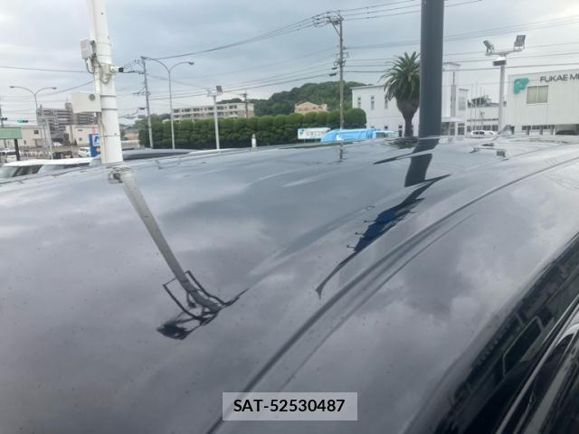 Toyota VOXY 2023-07 8873426-9