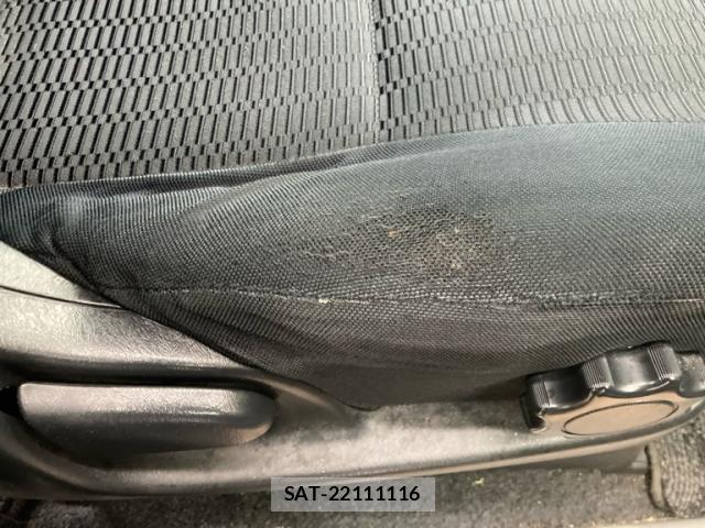 Toyota VOXY 2006-11 8873452-11
