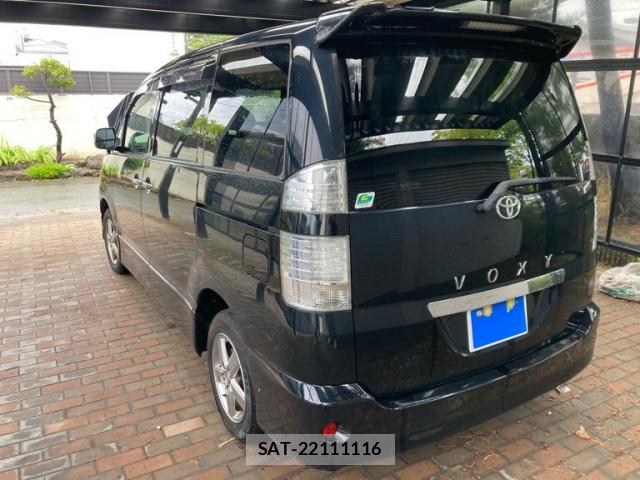 Toyota VOXY 2006-11 8873452-2