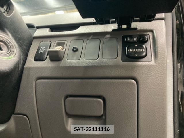 Toyota VOXY 2006-11 8873452-3