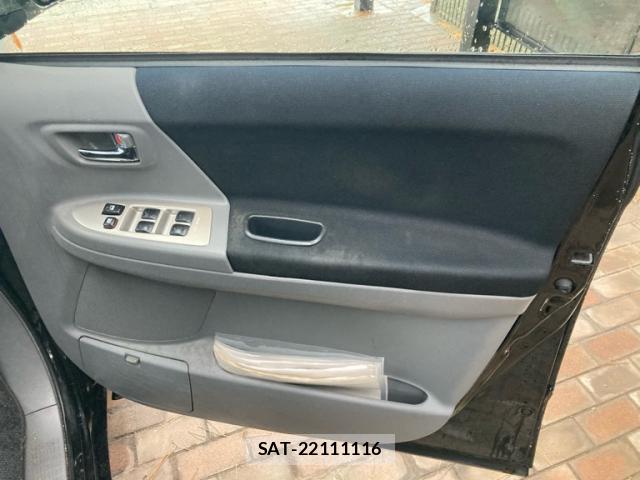 Toyota VOXY 2006-11 8873452-4