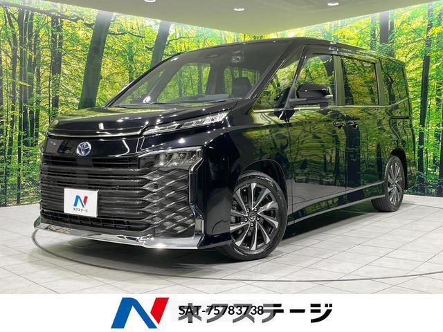 Toyota VOXY 2023-02 8873605-0