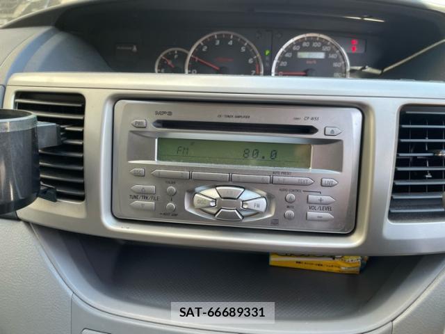 Toyota VOXY 2006-08 8873652-17