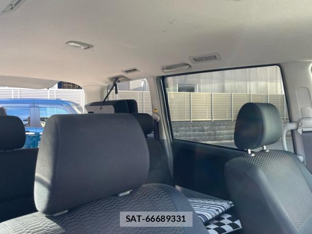 Toyota VOXY 2006-08 8873652-8