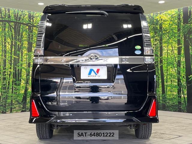 Toyota VOXY 2020-04 8873678-15