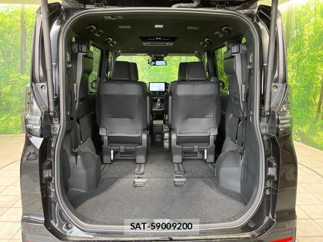 Toyota VOXY 2024-06 8873689-10