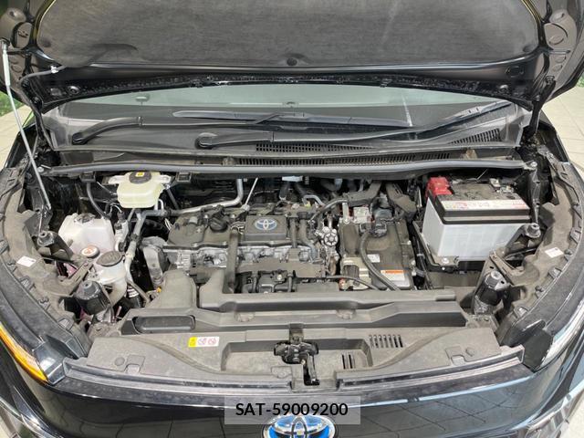 Toyota VOXY 2024-06 8873689-18