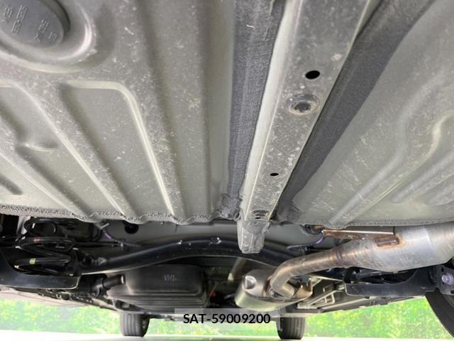 Toyota VOXY 2024-06 8873689-19