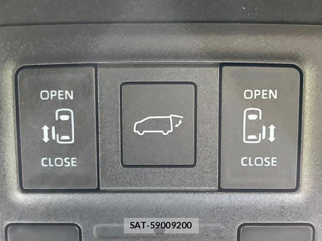 Toyota VOXY 2024-06 8873689-5