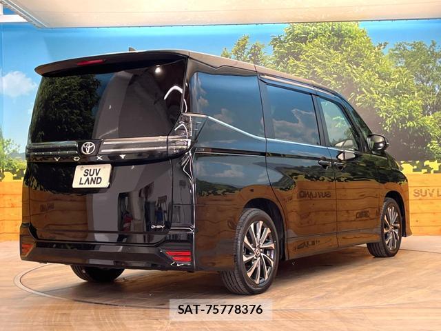 Toyota VOXY 2025-12 8873724-16