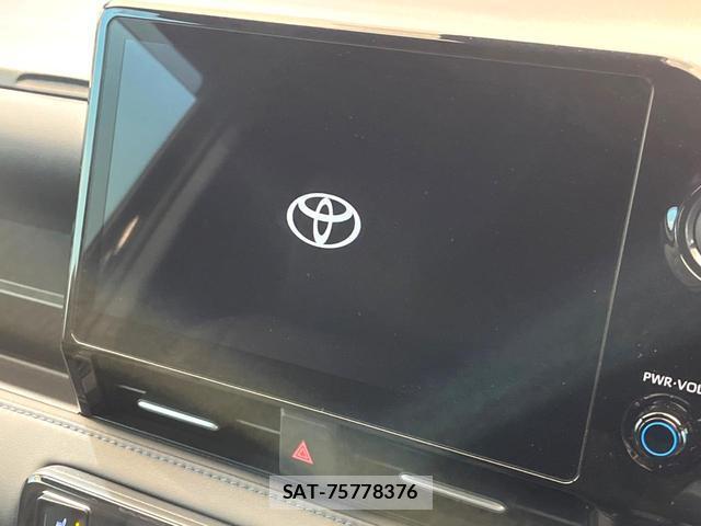 Toyota VOXY 2025-12 8873724-2