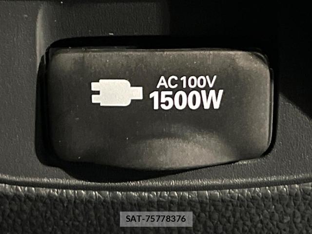 Toyota VOXY 2025-12 8873724-5