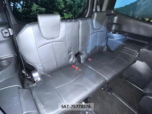 Toyota VOXY 2025-12 8873724-9