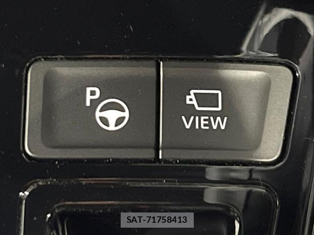 Toyota VOXY 2026-06 8874079-6