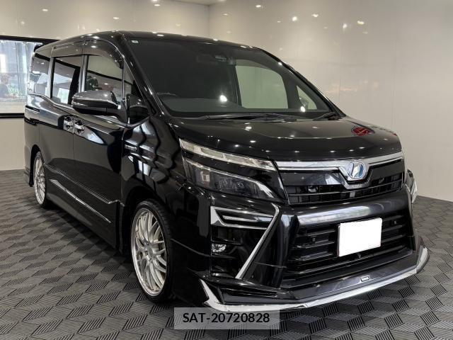Toyota VOXY 2019-06 8874090-1