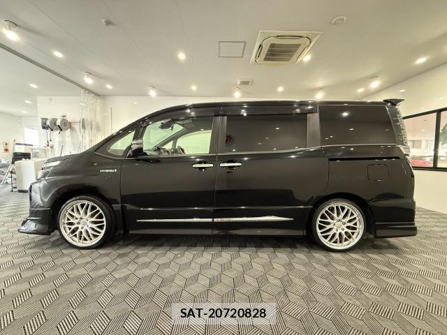 Toyota VOXY 2019-06 8874090-16