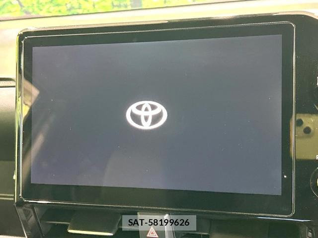 Toyota VOXY 2024-08 8874120-2