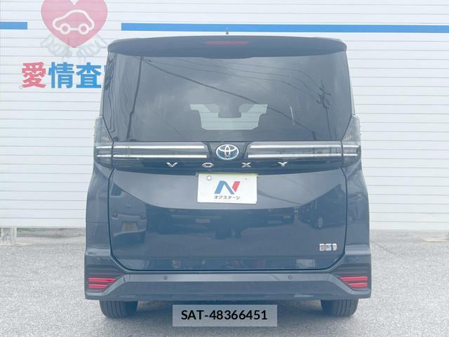 Toyota VOXY 2023-10 8874130-16