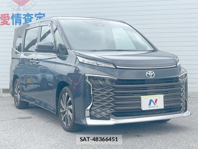 Toyota VOXY 2023-10 8874130-17