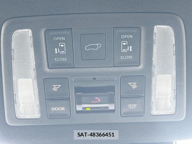 Toyota VOXY 2023-10 8874130-3