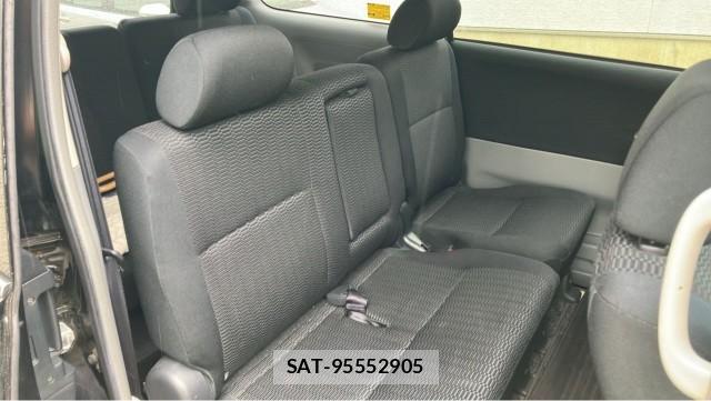 Toyota VOXY 2005-12 8874438-6