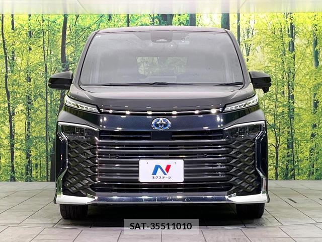 Toyota VOXY 2024-08 8874615-12