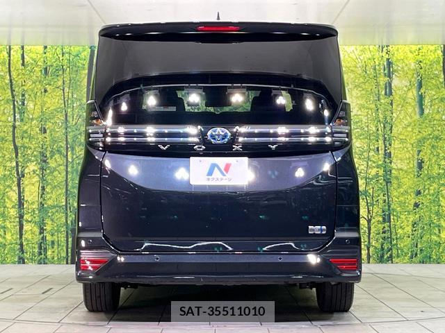 Toyota VOXY 2024-08 8874615-13