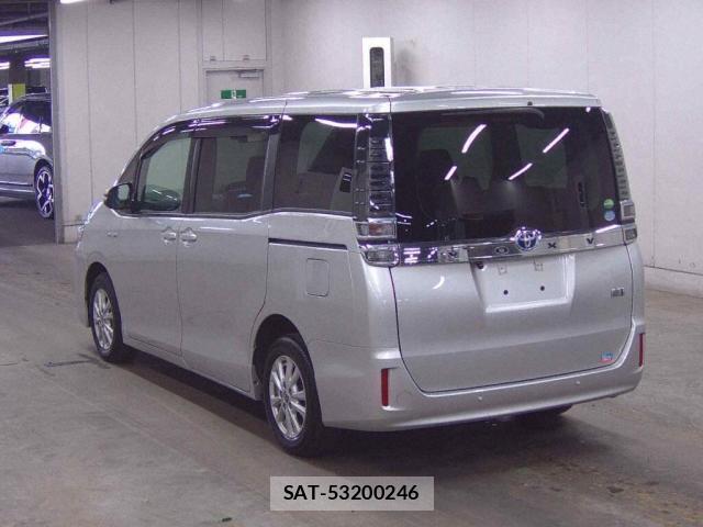 Toyota VOXY 2019-11 8874804-1