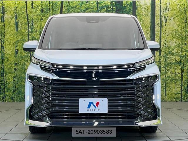 Toyota VOXY 2025-11 8874841-14