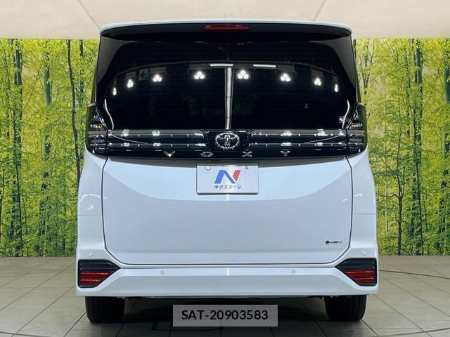 Toyota VOXY 2025-11 8874841-15
