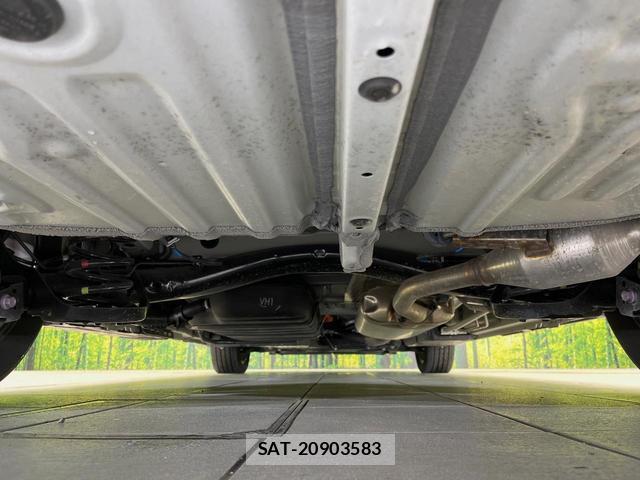 Toyota VOXY 2025-11 8874841-18