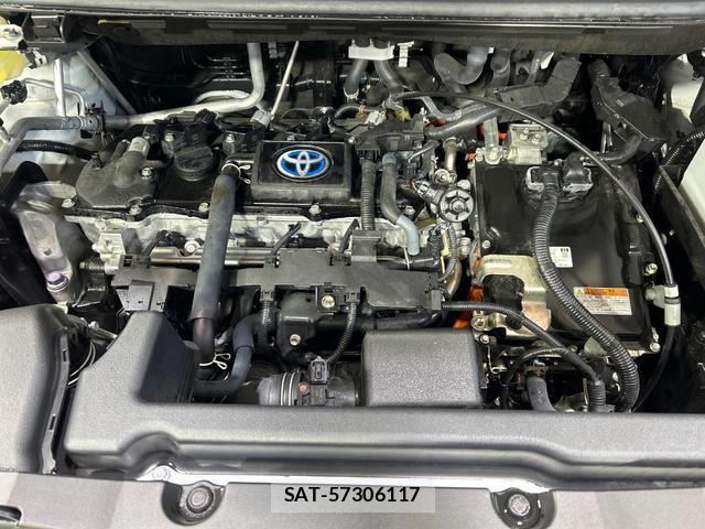 Toyota VOXY 2024-08 8874847-17