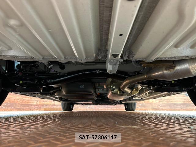 Toyota VOXY 2024-08 8874847-18