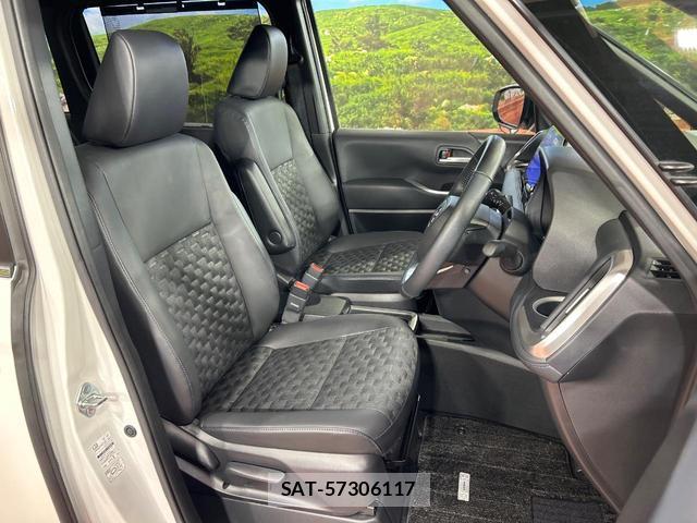 Toyota VOXY 2024-08 8874847-7