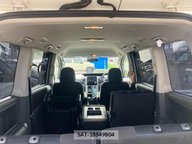 Toyota VOXY 2009-07 8874948-8