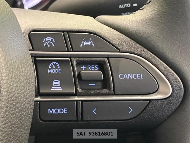 Toyota VOXY 2024-12 8875631-4